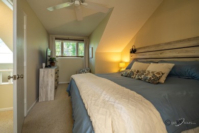 Townhouse for sale, Galena, IL 61036. One-bedroom, two-bathroom on Eagle Ridge Inn and Resort in Illinois - for sale on GolfHomes.com, golf home, golf lot