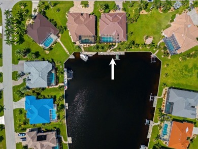 PRICED TO SELL! BURNT STORE ISLES! BEAUTIFUL 3 BEDROOM, 2 BATH on Twin Isles Country Club in Florida - for sale on GolfHomes.com, golf home, golf lot