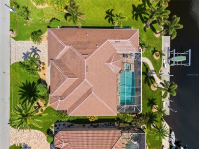 PRICED TO SELL! BURNT STORE ISLES! BEAUTIFUL 3 BEDROOM, 2 BATH on Twin Isles Country Club in Florida - for sale on GolfHomes.com, golf home, golf lot