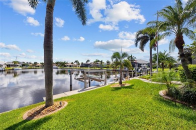 PRICED TO SELL! BURNT STORE ISLES! BEAUTIFUL 3 BEDROOM, 2 BATH on Twin Isles Country Club in Florida - for sale on GolfHomes.com, golf home, golf lot