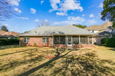 **Beautifully Maintained One-Owner Home in Sought-After Magnolia on Fairway Oaks at Magnolia Golf Course in Florida - for sale on GolfHomes.com, golf home, golf lot
