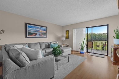 An incredible and immaculate 2 bedroom 2 bath condo in Weston on Bonaventure Country Club in Florida - for sale on GolfHomes.com, golf home, golf lot