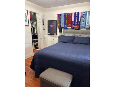 ?In the heart of Aventura, this two story townhome *treehouse* on Turnberry Isle Resort and Club in Florida - for sale on GolfHomes.com, golf home, golf lot