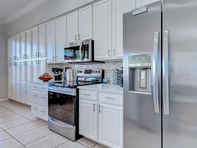 Welcome to 1204 Ravinia Circle in beautiful Venice, Florida -- on Capri Isle Golf Club in Florida - for sale on GolfHomes.com, golf home, golf lot