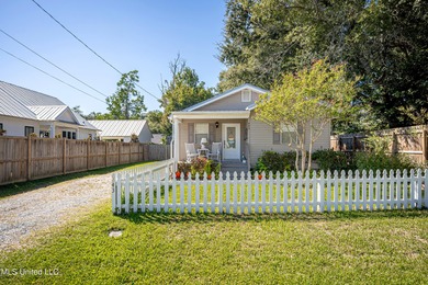 Charming Cottage in Downtown Ocean Springs - Walk to Beach & on Gulf Hills Golf Club in Mississippi - for sale on GolfHomes.com, golf home, golf lot