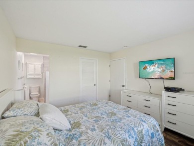Over $45,000 in remodel and upgrades in this beautiful 2/2, end on Beacon Woods Golf Club in Florida - for sale on GolfHomes.com, golf home, golf lot