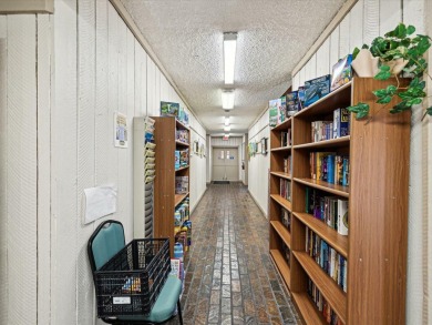 Over $45,000 in remodel and upgrades in this beautiful 2/2, end on Beacon Woods Golf Club in Florida - for sale on GolfHomes.com, golf home, golf lot