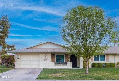 Discover the perfect blend of comfort and style in this on Sun City-Willow Creek / Willow Brook  in Arizona - for sale on GolfHomes.com, golf home, golf lot