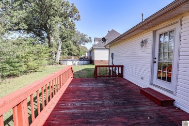 This inviting 3-bedroom, 2-bathroom home offers 1,300+ sqft of on Benton Golf and Country Club in Kentucky - for sale on GolfHomes.com, golf home, golf lot