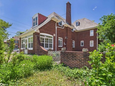 Magnificent home, in one of Ottumwa's most sought after on Ottumwa Country Club in Iowa - for sale on GolfHomes.com, golf home, golf lot