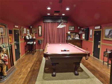 Elegant Living on an Oversized Corner Lot Beneath a Canopy of on Oakmont Country Club in Texas - for sale on GolfHomes.com, golf home, golf lot