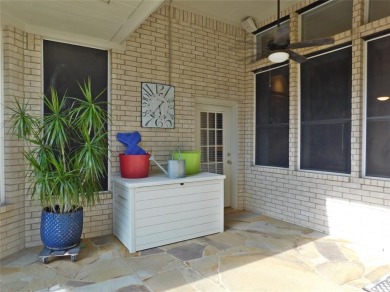 Elegant Living on an Oversized Corner Lot Beneath a Canopy of on Oakmont Country Club in Texas - for sale on GolfHomes.com, golf home, golf lot