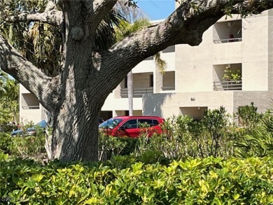 This clean and Cozy condo is all ready for your winter retreat on Burnt Store Golf Club in Florida - for sale on GolfHomes.com, golf home, golf lot