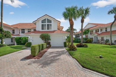 Experience elevated country club living in this spacious on  in Florida - for sale on GolfHomes.com, golf home, golf lot