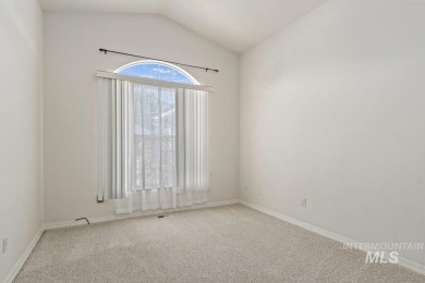 Beautifully Updated Home with Golf Course Views in Prime on Lakeview Golf Club in Idaho - for sale on GolfHomes.com, golf home, golf lot
