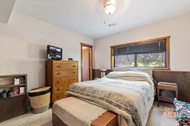 This classic split-level home offers plenty of space and on Indian Lakes Golf Course in Idaho - for sale on GolfHomes.com, golf home, golf lot