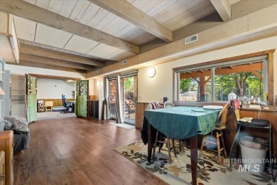 This classic split-level home offers plenty of space and on Indian Lakes Golf Course in Idaho - for sale on GolfHomes.com, golf home, golf lot
