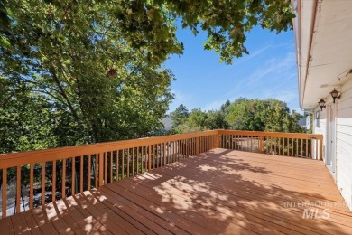 This classic split-level home offers plenty of space and on Indian Lakes Golf Course in Idaho - for sale on GolfHomes.com, golf home, golf lot