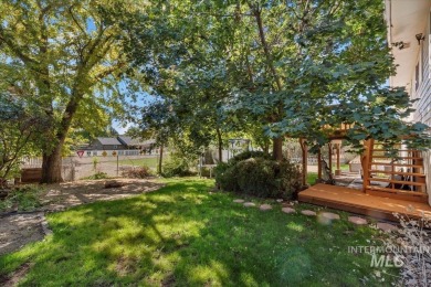 This classic split-level home offers plenty of space and on Indian Lakes Golf Course in Idaho - for sale on GolfHomes.com, golf home, golf lot
