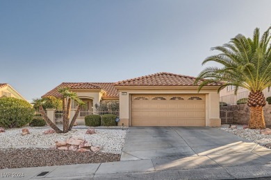 This elegant MOVE-IN READY one-story, 2 bedroom home in Sun City on Eagle Crest Golf Club in Nevada - for sale on GolfHomes.com, golf home, golf lot