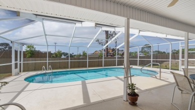 Come see this Stunning one owner custom home that offers 3 bed on Hombre Golf Club in Florida - for sale on GolfHomes.com, golf home, golf lot