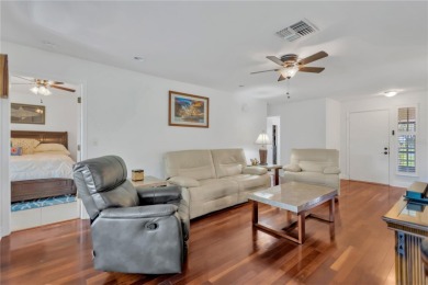 This magnificent 2-bedroom,2-bathroom villa, complete with a on Highland Lakes Executive Golf Course in Florida - for sale on GolfHomes.com, golf home, golf lot