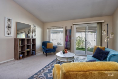 Relax in this little dream home while the HOA takes care of on Lakeview Golf Club in Idaho - for sale on GolfHomes.com, golf home, golf lot