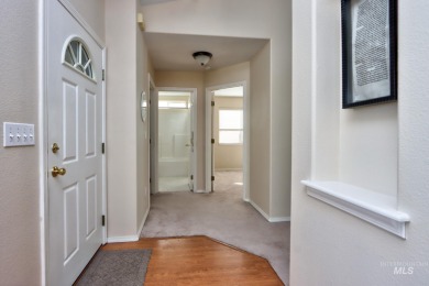 Relax in this little dream home while the HOA takes care of on Lakeview Golf Club in Idaho - for sale on GolfHomes.com, golf home, golf lot