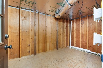 Prepare to be impressed! This meticulously updated 2 bed, 2 bath on DeSoto Golf Course in Arkansas - for sale on GolfHomes.com, golf home, golf lot