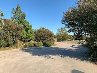 Just Listed For Sale! Perfect for a Medical Practice, Dental on Buffalo Creek Golf Club in Texas - for sale on GolfHomes.com, golf home, golf lot