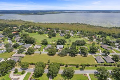 WOW,WOW,WOW... this country sheek home is ready for its new on Harbor Hills Country Club in Florida - for sale on GolfHomes.com, golf home, golf lot