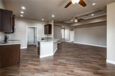 BRAND NEW GOLF COURSE HOME WITH A LARGE GARAGE ( 665 sqft Garage on Valle Vista Golf Course in Arizona - for sale on GolfHomes.com, golf home, golf lot