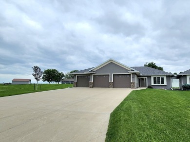 Beautiful Golf Course Retreat on .62 Acres - Move-In Ready on The Ridge Golf Club in Iowa - for sale on GolfHomes.com, golf home, golf lot