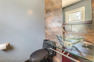 * Offers deadline is 6pm Monday, July 7th* Attention golf on Port Huron Golf Club in Michigan - for sale on GolfHomes.com, golf home, golf lot