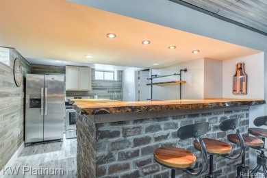 * Offers deadline is 6pm Monday, July 7th* Attention golf on Port Huron Golf Club in Michigan - for sale on GolfHomes.com, golf home, golf lot