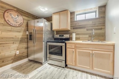 * Offers deadline is 6pm Monday, July 7th* Attention golf on Port Huron Golf Club in Michigan - for sale on GolfHomes.com, golf home, golf lot