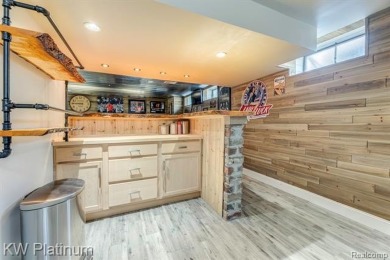 * Offers deadline is 6pm Monday, July 7th* Attention golf on Port Huron Golf Club in Michigan - for sale on GolfHomes.com, golf home, golf lot