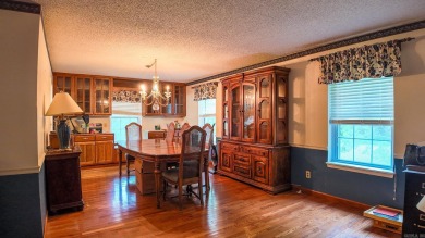 ROOM TO GROW! This house has FIVE bedrooms, 2 1/2 bathrooms and on Batesville Municipal Golf Course in Arkansas - for sale on GolfHomes.com, golf home, golf lot