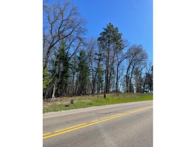 Large wooded lot/building site with 300' frontage 200' deep on Ye Olde Country Club in Michigan - for sale on GolfHomes.com, golf home, golf lot