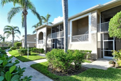 Welcome to this beautifully maintained 2-bedroom, 2-bathroom on Heritage Oaks Golf and Country Club in Florida - for sale on GolfHomes.com, golf home, golf lot