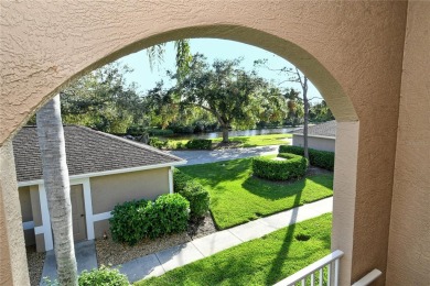 Welcome to this beautifully maintained 2-bedroom, 2-bathroom on Heritage Oaks Golf and Country Club in Florida - for sale on GolfHomes.com, golf home, golf lot