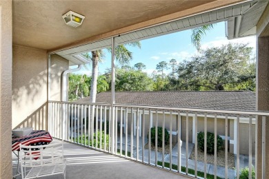 Welcome to this beautifully maintained 2-bedroom, 2-bathroom on Heritage Oaks Golf and Country Club in Florida - for sale on GolfHomes.com, golf home, golf lot