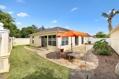 Courtyard Villa with a STRETCHED 2-CAR GARAGE offered TURN-KEY on The Links of Spruce Creek in Florida - for sale on GolfHomes.com, golf home, golf lot