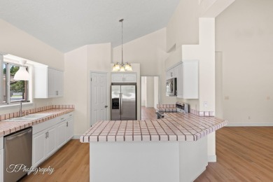 Best value in St. George! Beautiful home in wonderful on St. George Golf Course in Utah - for sale on GolfHomes.com, golf home, golf lot