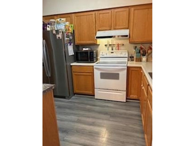 BACK ON THE MARKET, PRICE REDUCED. This split-foyer home sits on on Brookside Golf Course in Virginia - for sale on GolfHomes.com, golf home, golf lot