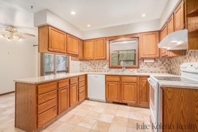 Don't miss this opportunity to own a well-maintained property on on Grand Haven Golf Club in Michigan - for sale on GolfHomes.com, golf home, golf lot