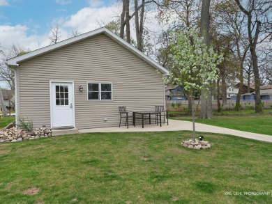If you want to get away from it all, this is the property for on Chapel Hill Country Club in Illinois - for sale on GolfHomes.com, golf home, golf lot