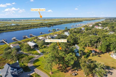 PRIME LOCATION! This gracious vacant lot offers a rare on Oyster Bay Golf Links in North Carolina - for sale on GolfHomes.com, golf home, golf lot