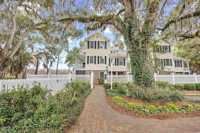 LOCATION!  LOCATION! LOCATION!  This beautiful first floor on  in South Carolina - for sale on GolfHomes.com, golf home, golf lot