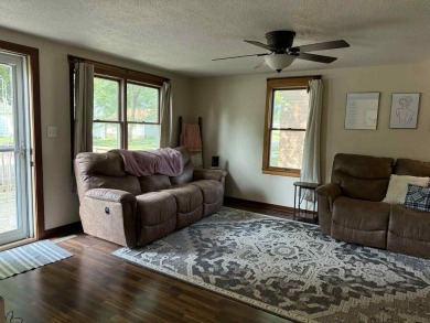 Welcome to 1020 9th Street in the heart of Sibley, Iowa -- a on Sibley Golf And Country Club in Iowa - for sale on GolfHomes.com, golf home, golf lot